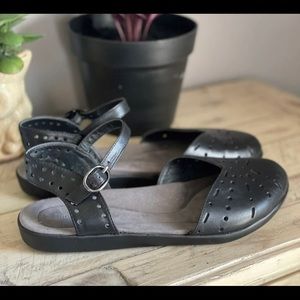 🌿Bjorndal Womens Sz 9 Mary Jane style shoes black